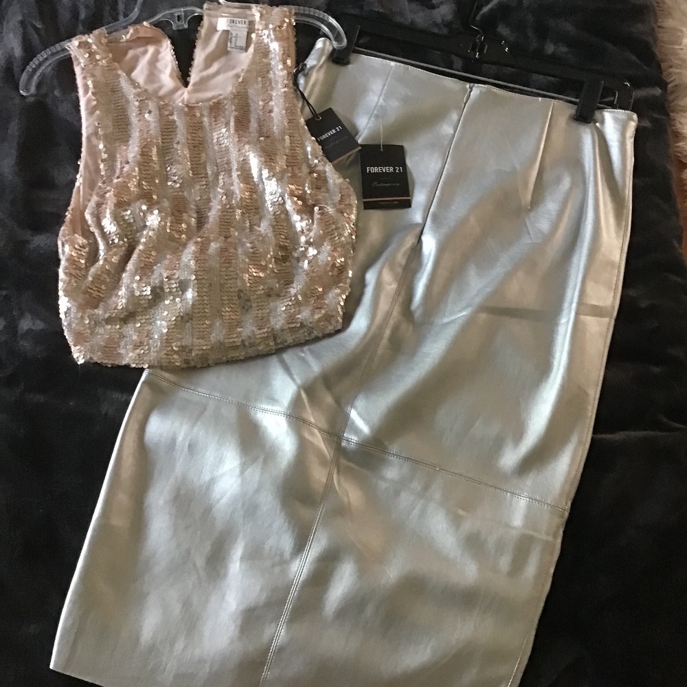 Forever 21 skirt & top bundle!